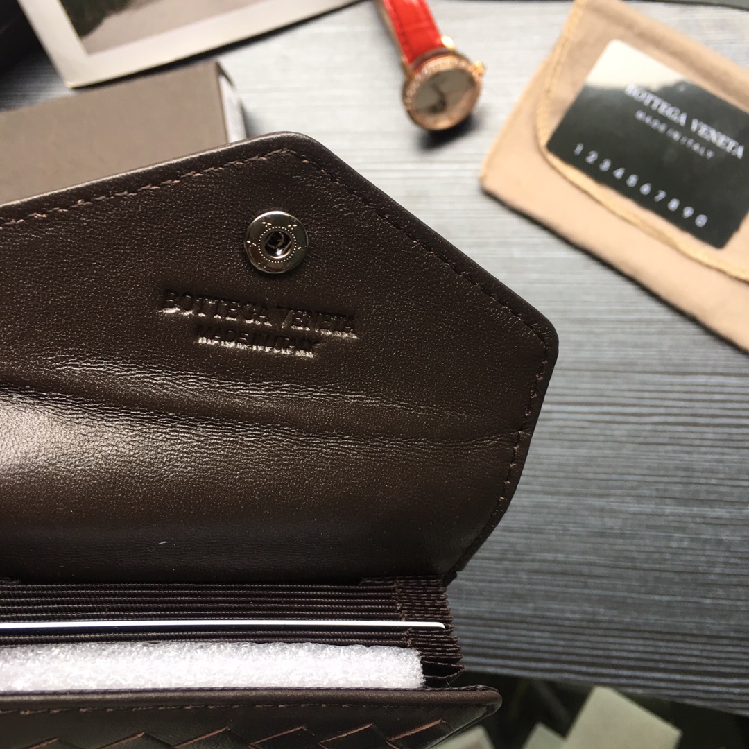 個性的なデザ 人気ブランドボッテガヴェネタ Bottega Veneta 実物の写真 N品スーパーコピー代引き対応国内発送後払い安全必ず届く優良サイト